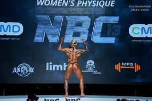 WOMEN'S PHYSIQUE